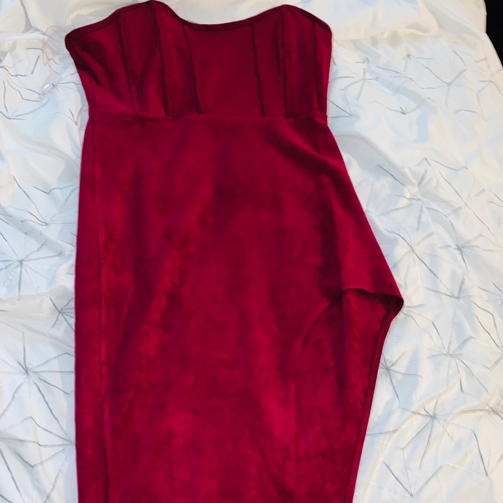 Fashion Nova burgundy strapless midi
